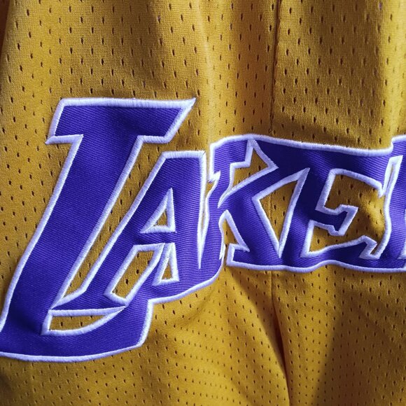 Medium Vintage Basketball Shorts Just Don Los Angeles Lakers 1996-97 M USA Made - Picture 5 of 8